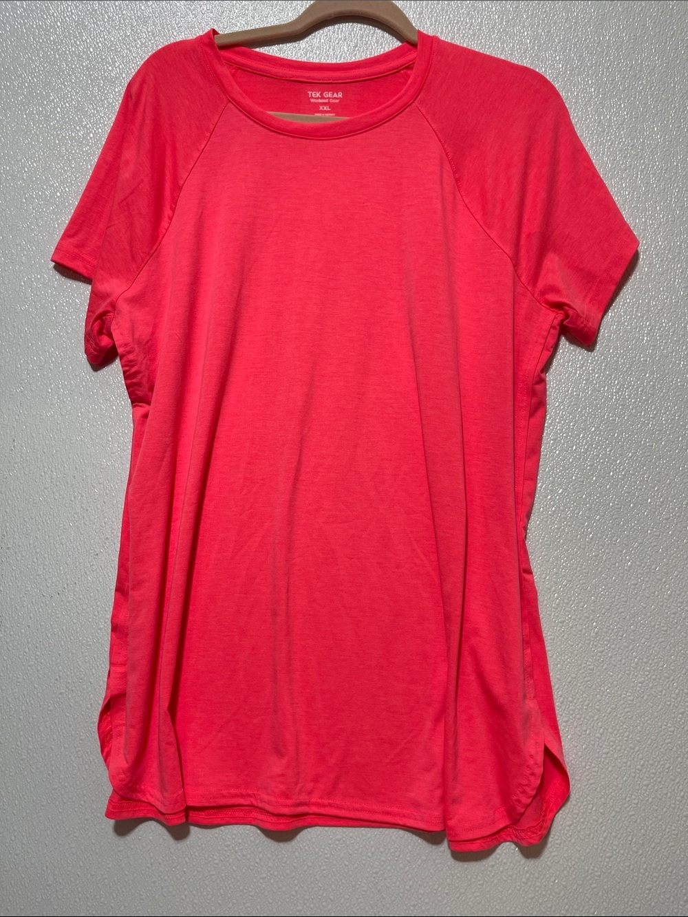 3/$30 tek gear Women's Short Sleeve Tee - Hot Coral pink